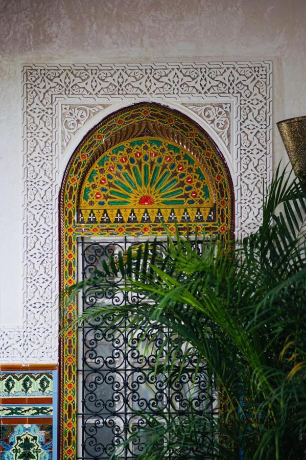 Riad Amelia : Lalla Nora Room Tétouan Buitenkant foto