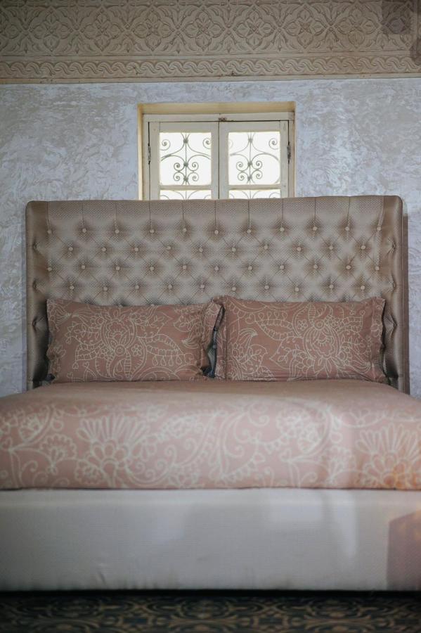 Riad Amelia : Lalla Nora Room Tétouan Buitenkant foto